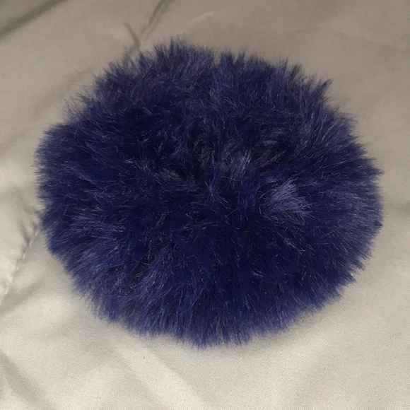 2 set, scrunchies from Icing. - Picture 5 of 5